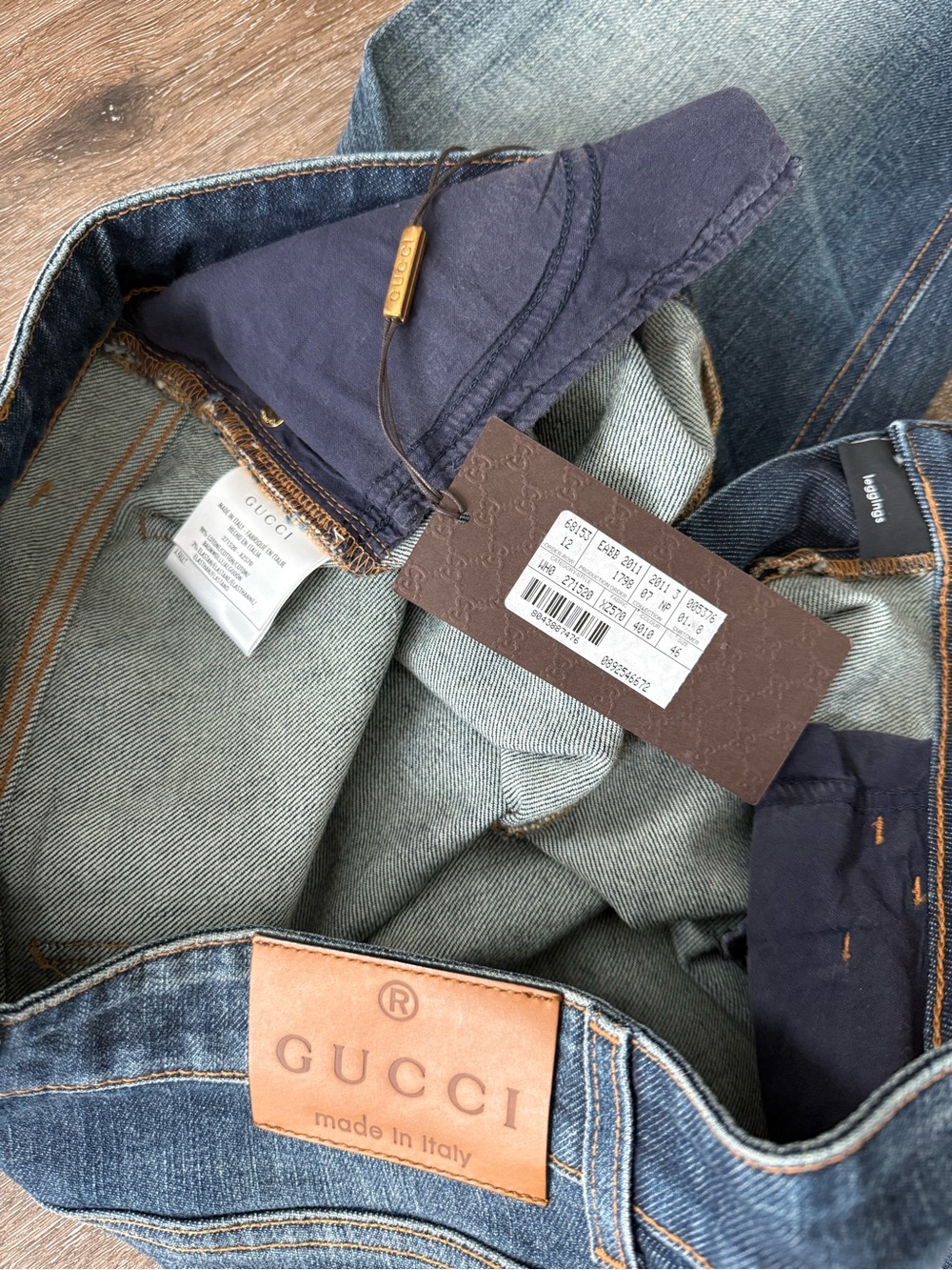 Vintage Y2K Gucci Blue Washed Slim Straight Jeans - Picture 6 of 9